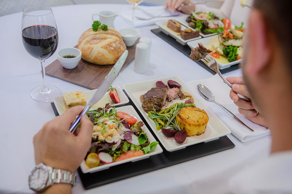 All day In-Room Dining Service